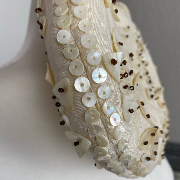 Bags Shell Embellished Wooden Top Handle Clutch Purse Floral Design